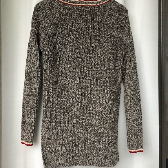 Roots V-Neck Knit Long Sweater with Slits - Picture 3 of 8